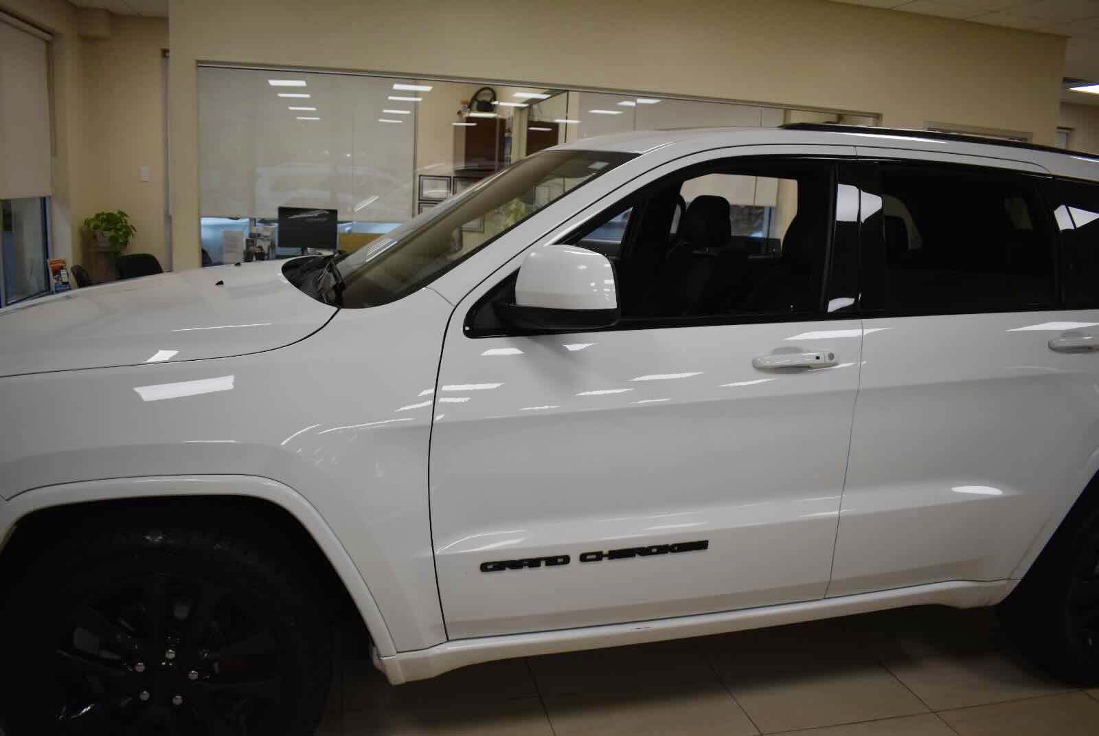 Used 2019 Jeep Grand Cherokee Altitude AWD/4WD image 71