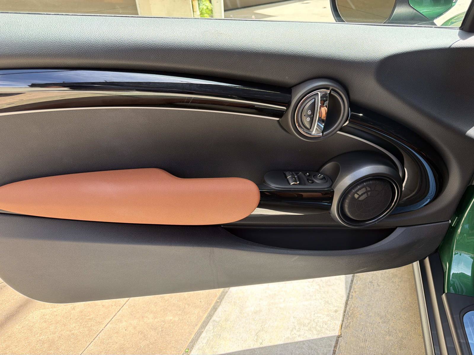 Used 2024 MINI Cooper S FWD image 8