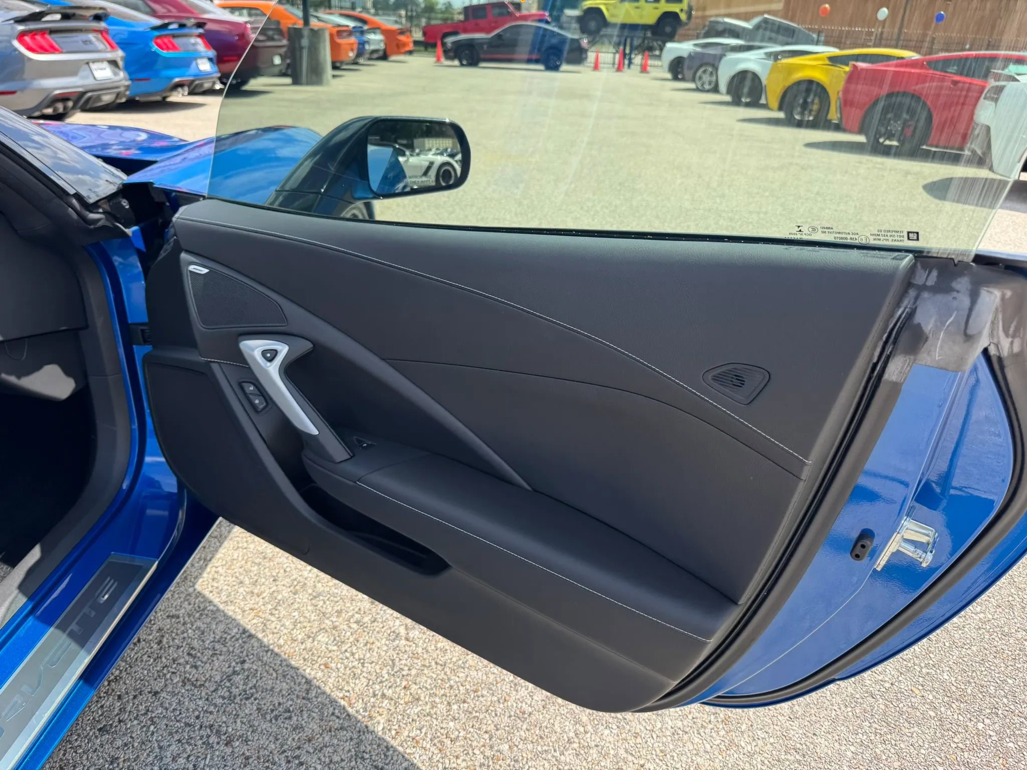 Used 2016 Chevrolet Corvette Stingray Coupe w/ 2LT Preferred Equipment Group image 18