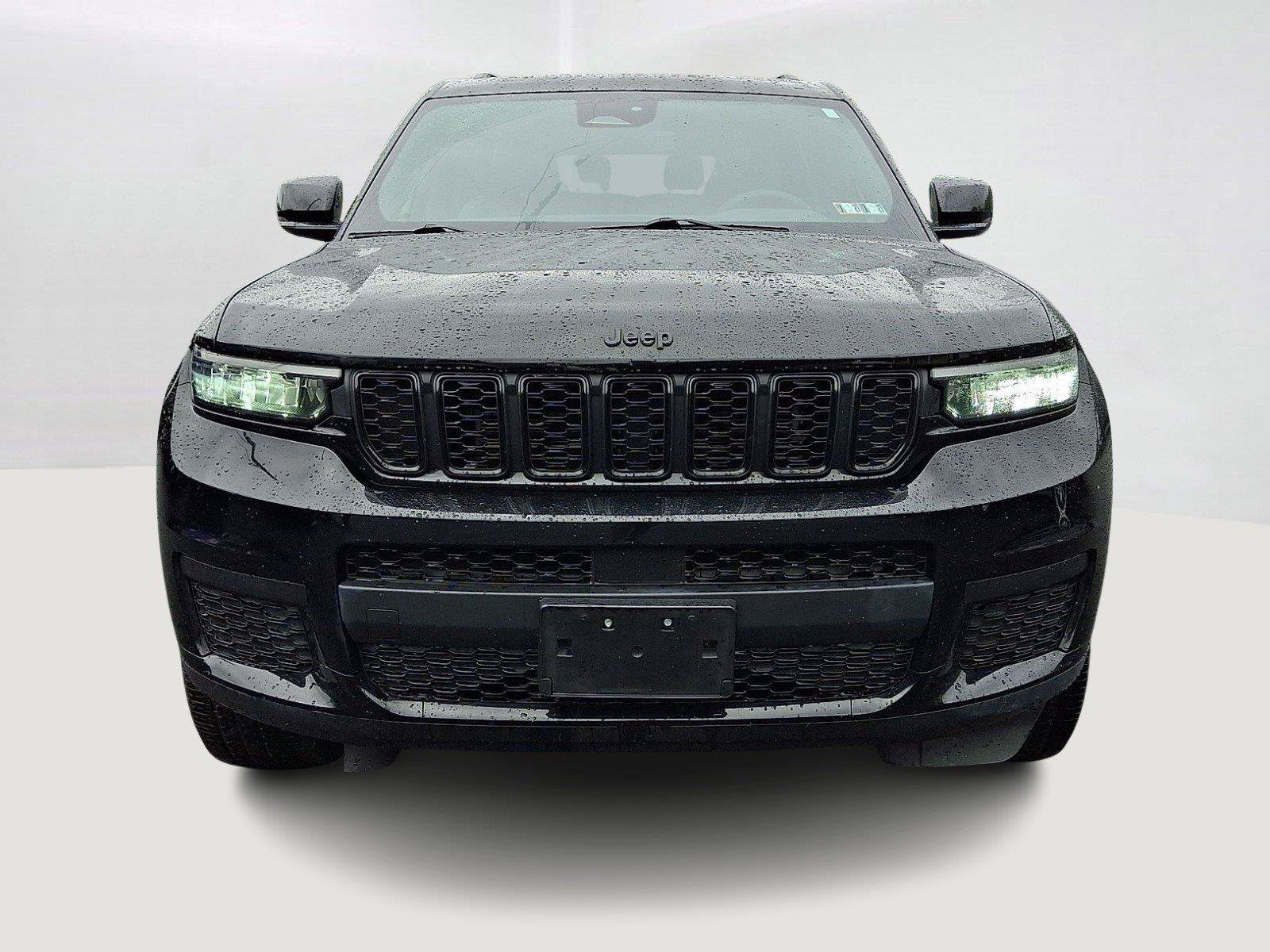 Used 2023 Jeep Grand Cherokee L Altitude AWD/4WD image 2