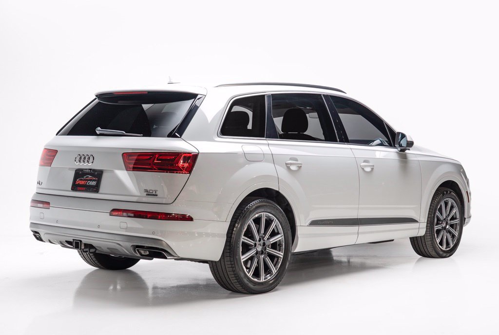 Used 2017 Audi Q7 3.0T Premium Plus w/ Premium Plus Package AWD/4WD image 8