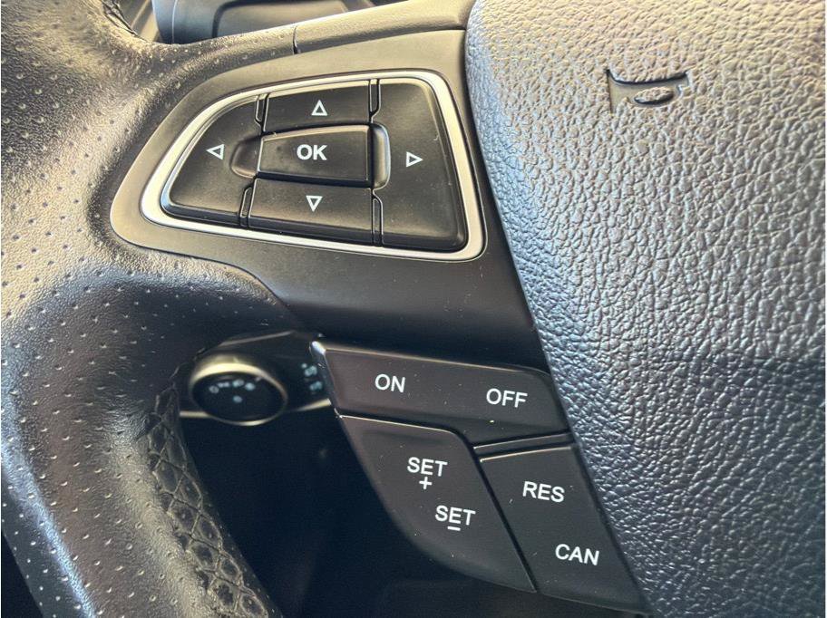 Used 2015 Ford Focus ST FWD image 17