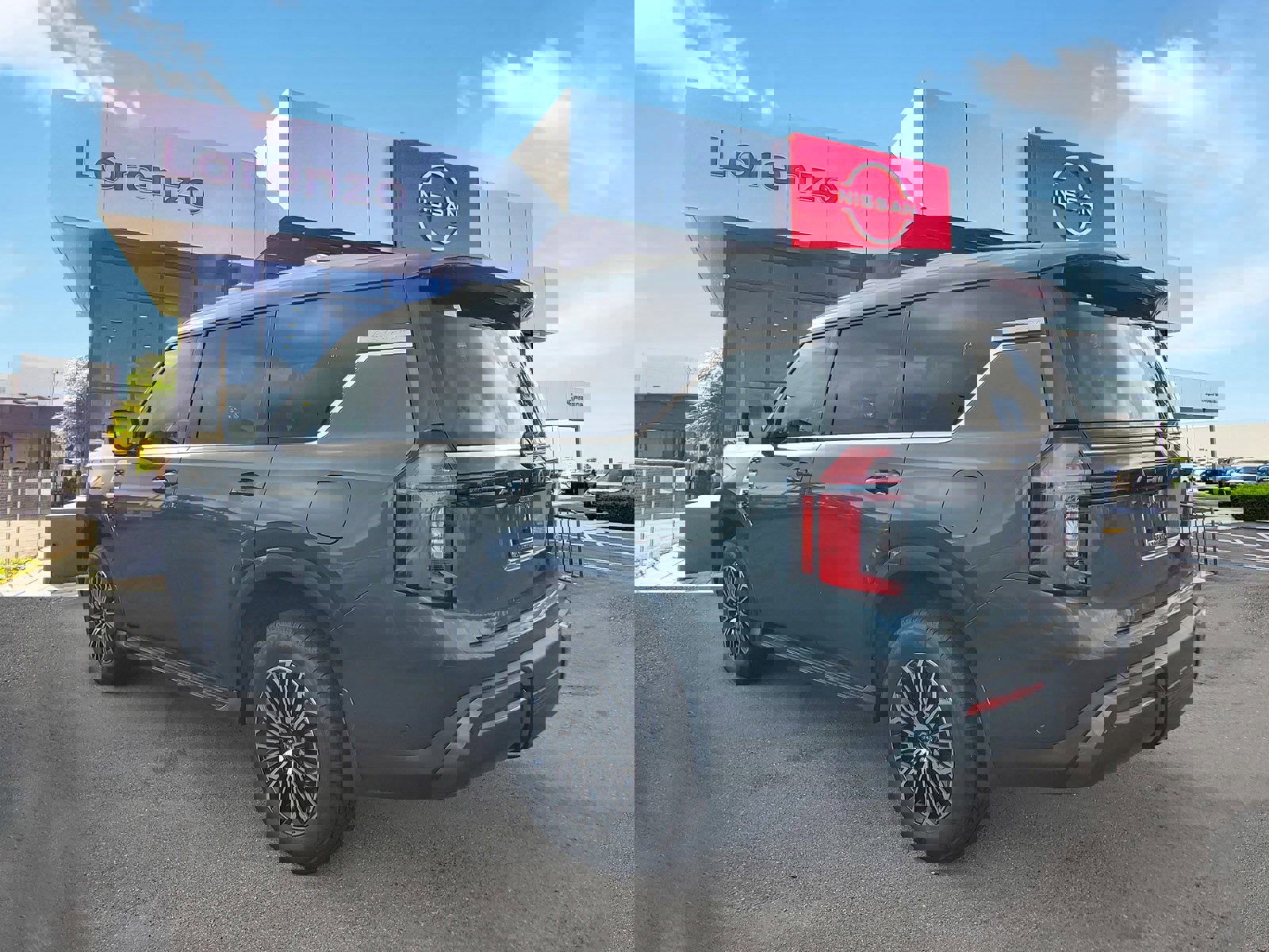 New 2025 Nissan Armada SL w/ Captain's Chari Seat Package image 6