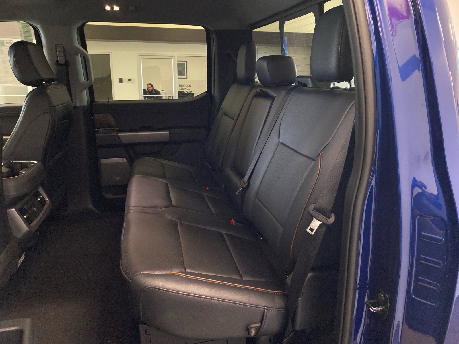 New 2026 Ford F350 Lariat w/ Black Appearance Package AWD/4WD image 9