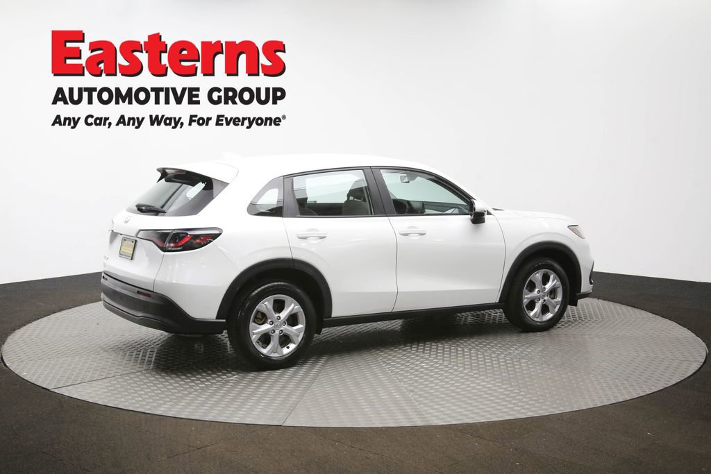 Used 2023 Honda HR-V LX image 40