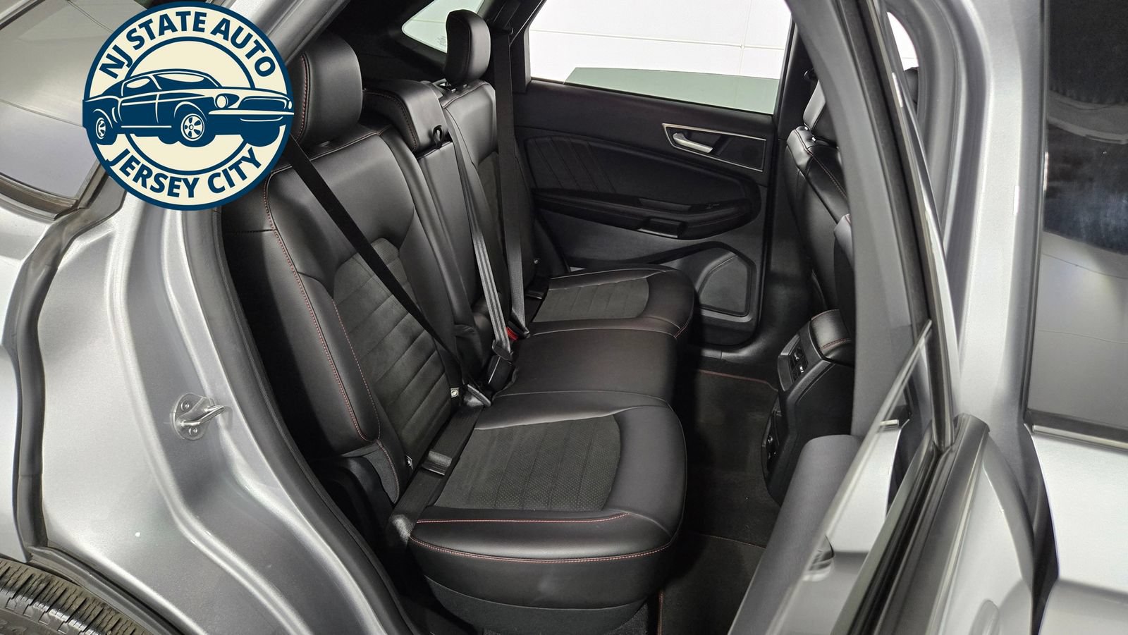 Used 2022 Ford Edge ST-Line AWD/4WD image 35