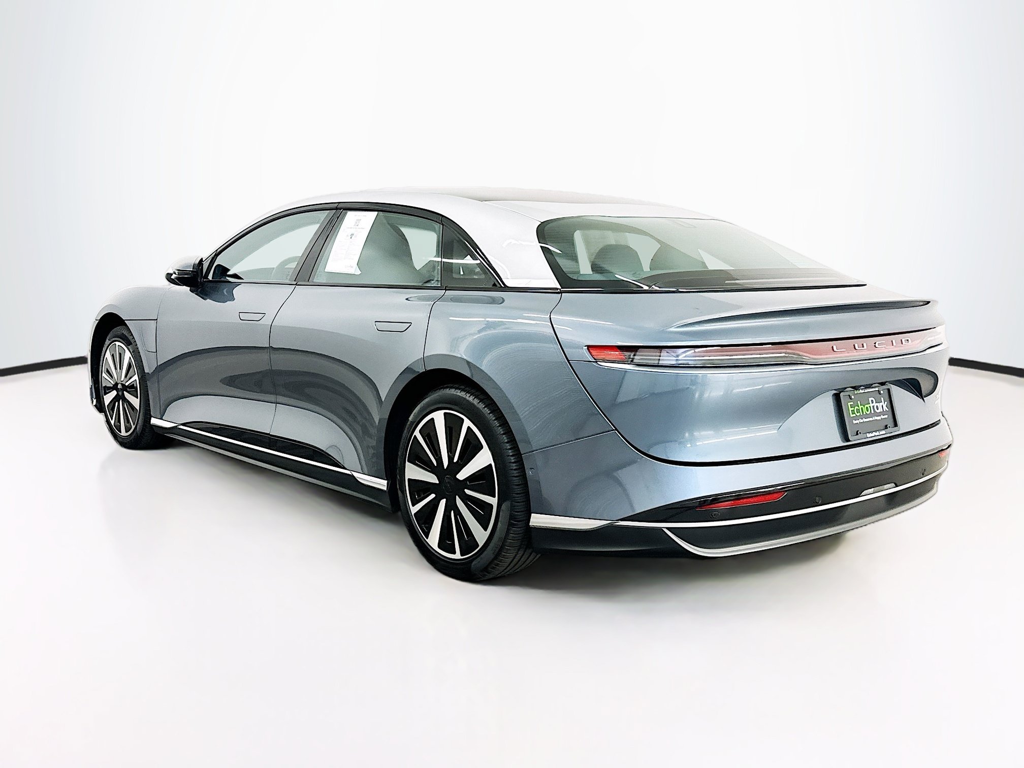 Used 2024 Lucid Air Touring AWD/4WD image 5