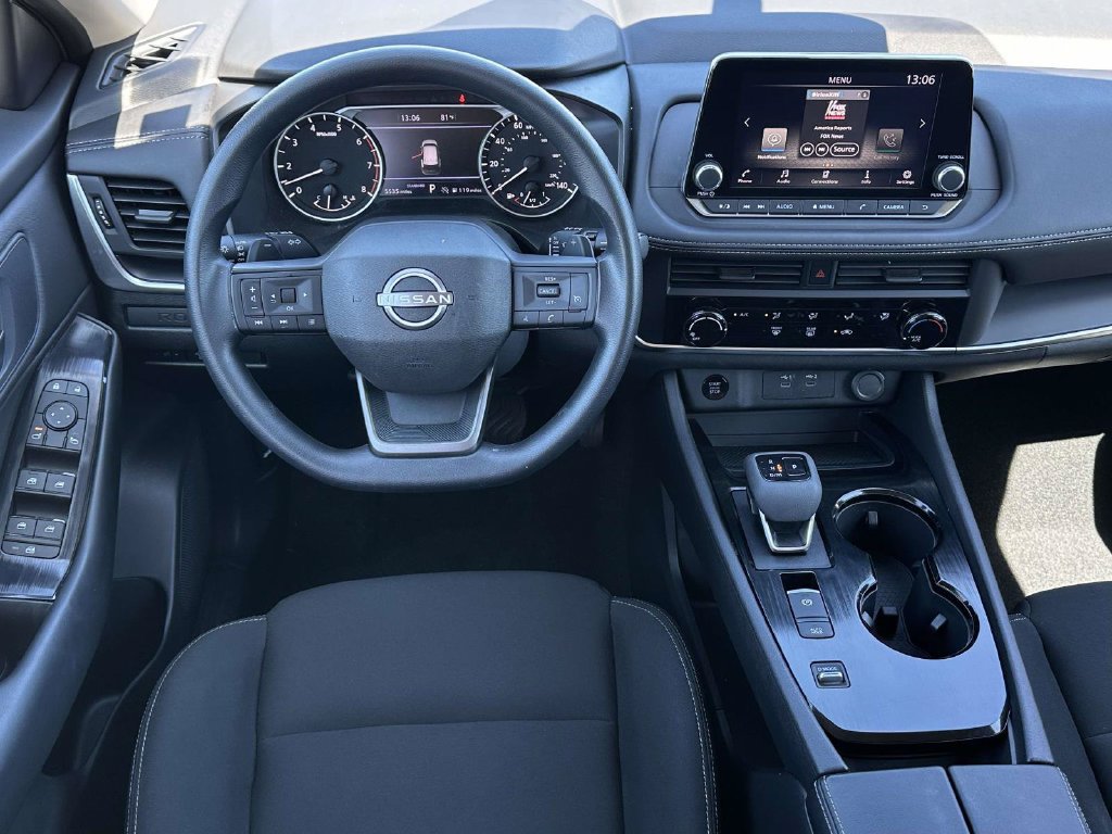 Used 2026 Nissan Rogue S FWD image 13