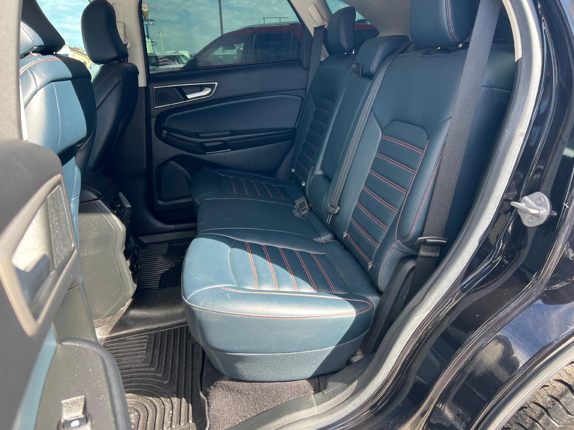 Used 2023 Ford Edge SEL w/ Sport Appearance Package AWD/4WD image 11