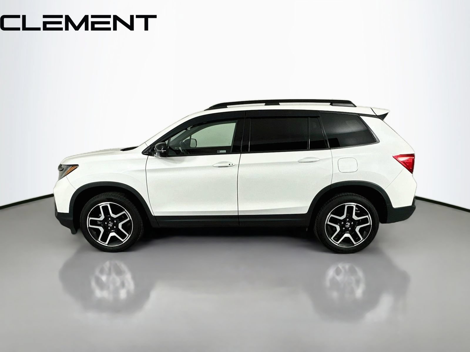 Used 2023 Honda Passport Elite image 6