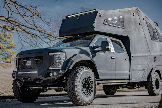 Used 2022 Ford F550 4x4 Crew Cab Super Duty w/ Power Equipment Group image 91