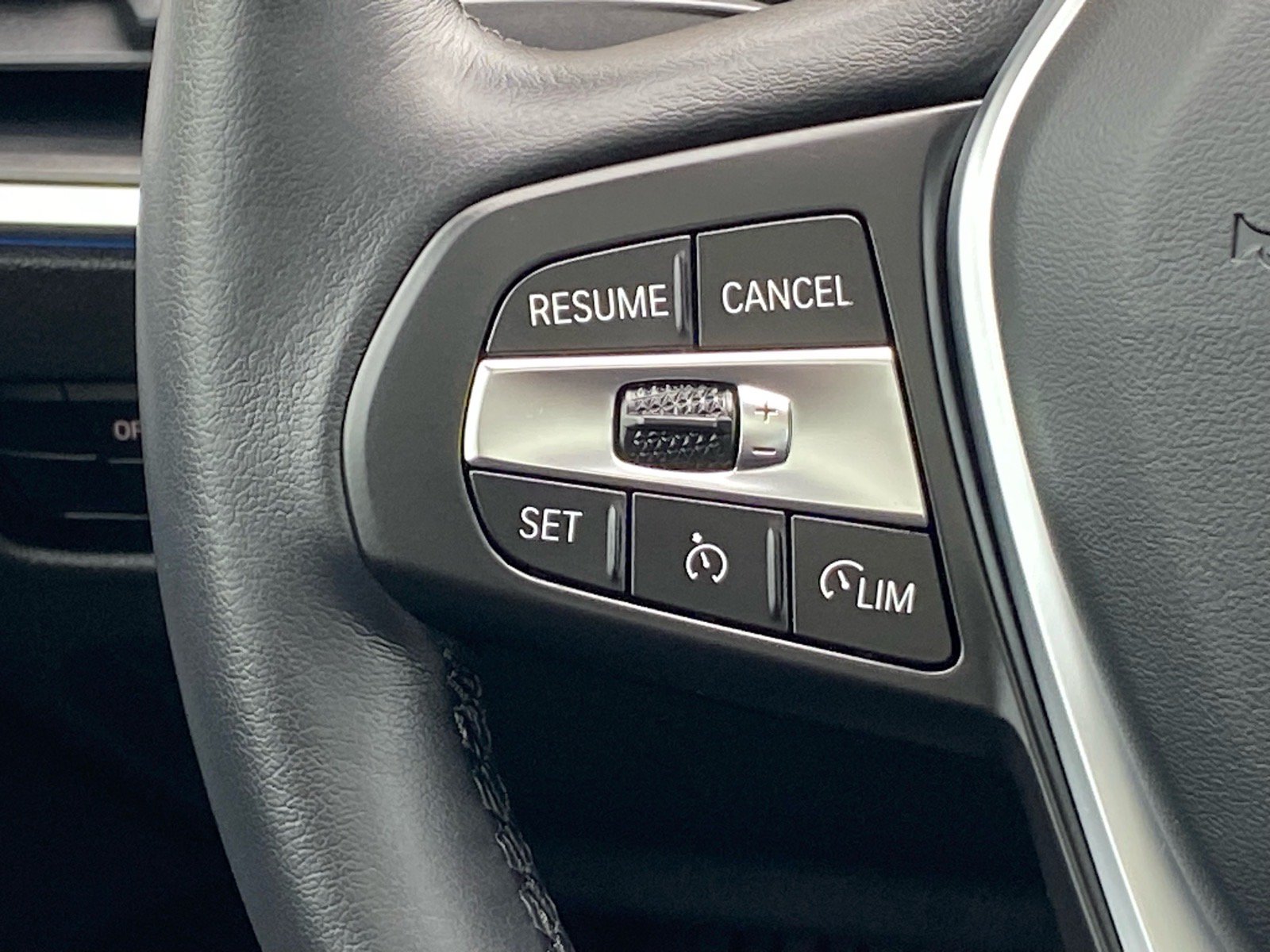 Used 2023 BMW i4 eDrive35 w/ Premium Package RWD image 8