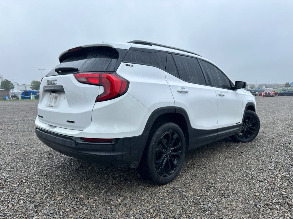 Used 2021 GMC Terrain SLT w/ Elevation Edition AWD/4WD image 13