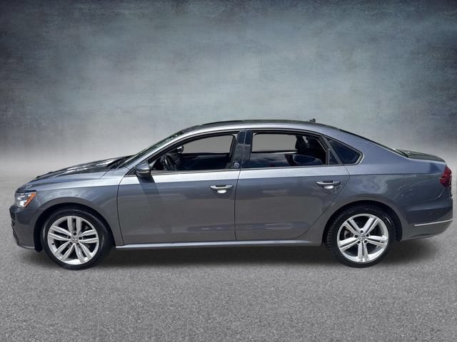 Used 2019 Volkswagen Passat 2.0T Wolfsburg w/ Wheels & Sunroof Package FWD image 12