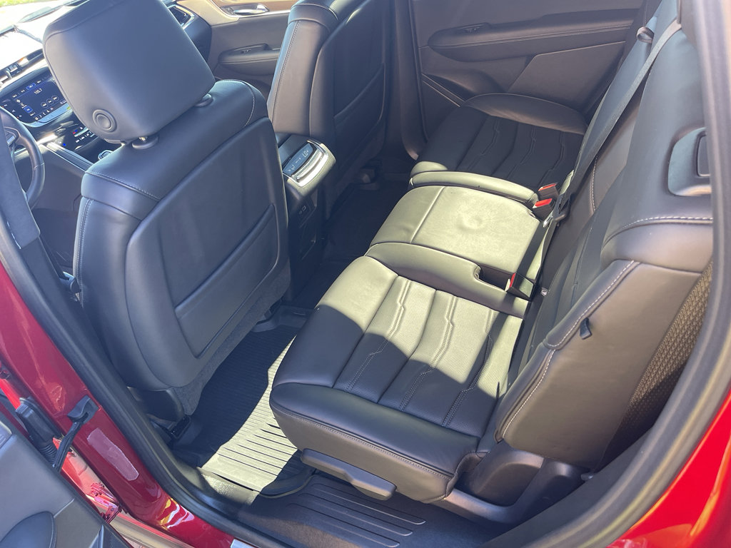 Used 2024 Cadillac XT6 Premium Luxury w/ Platinum Package image 29