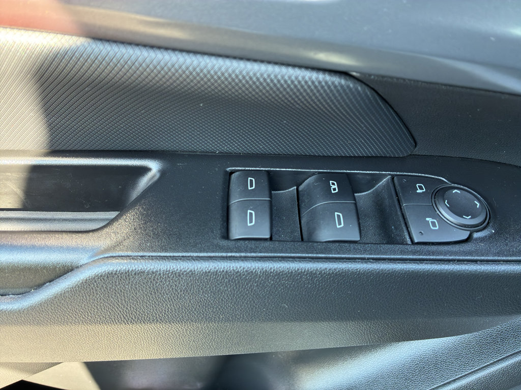 Used 2024 Chevrolet Equinox EV RS FWD image 19