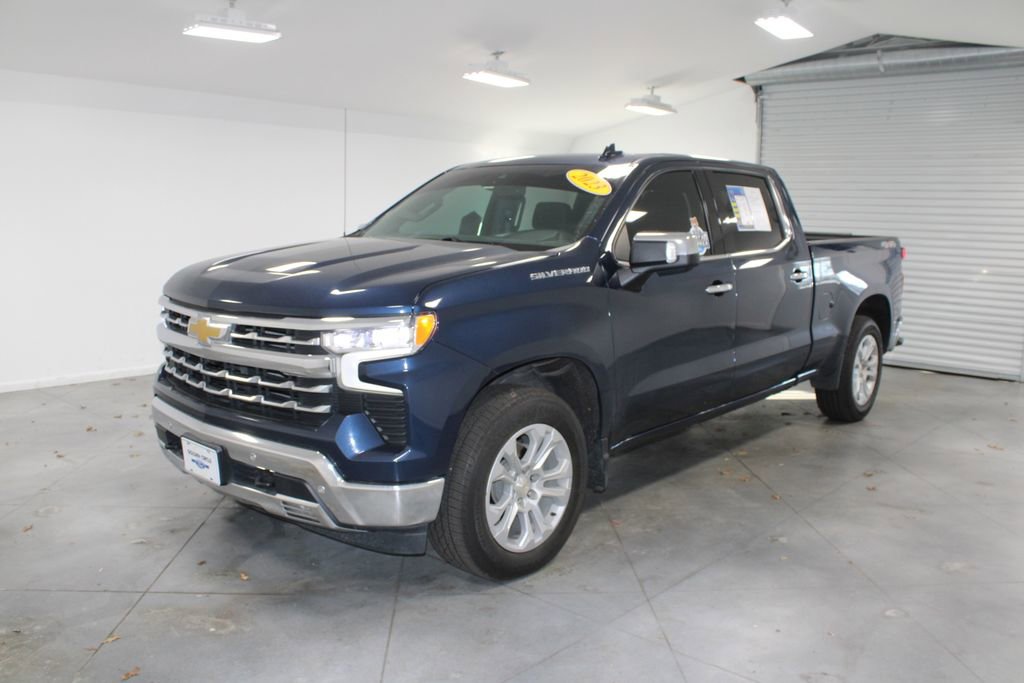 Used 2023 Chevrolet Silverado 1500 LTZ w/ LTZ Premium Package image 4