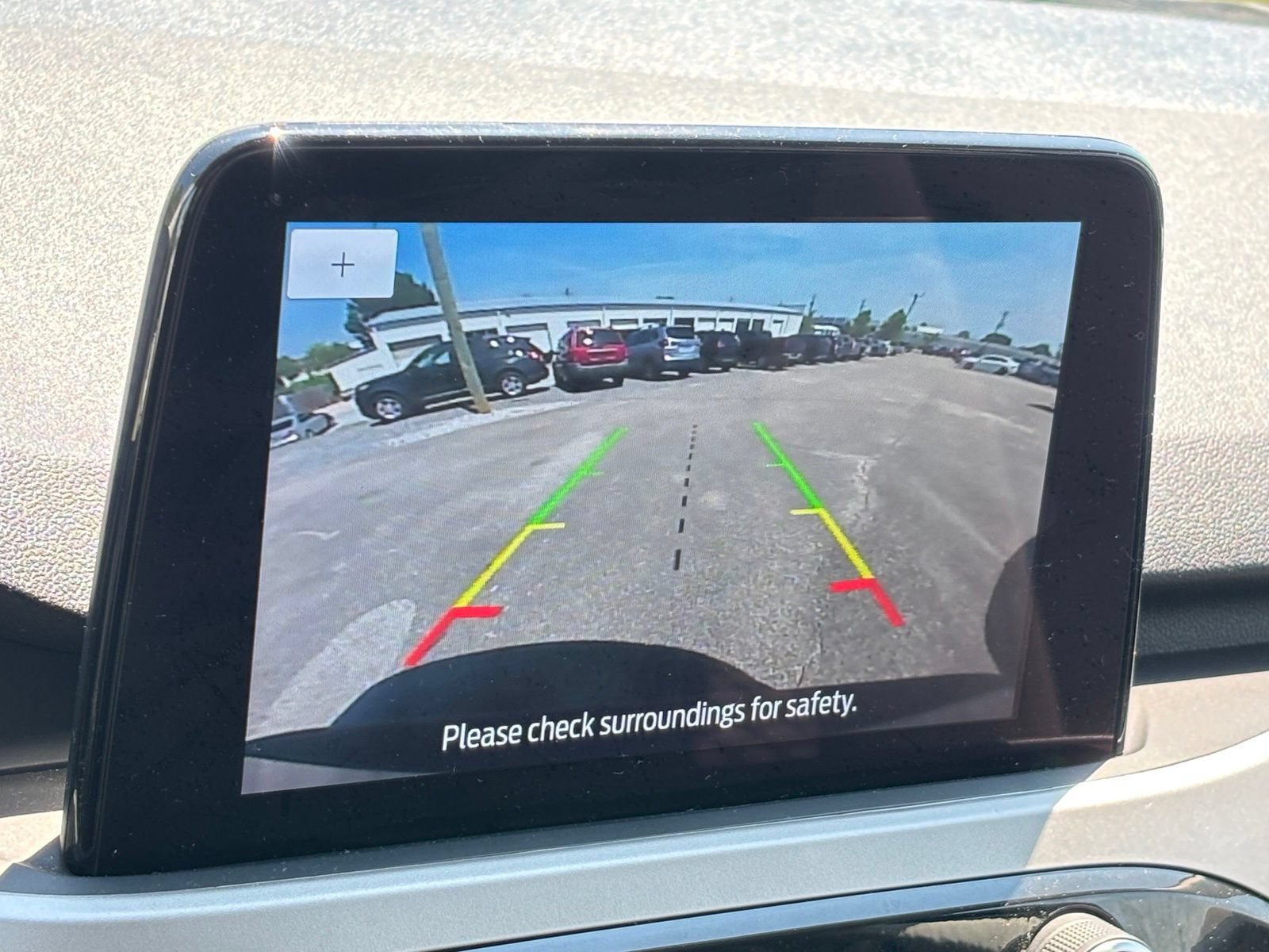 Used 2022 Ford Escape SE FWD image 11