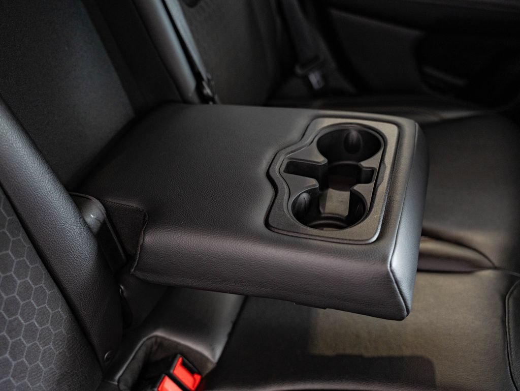 Used 2018 Jeep Compass Latitude w/ Popular Equipment Group AWD/4WD image 39