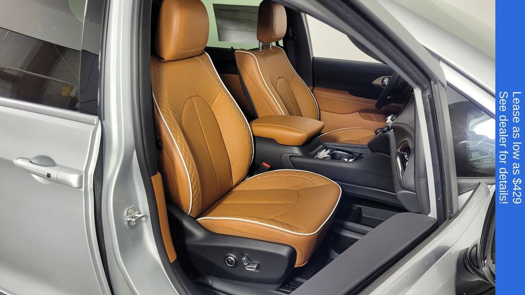 New 2026 Chrysler Pacifica Pinnacle AWD/4WD image 43