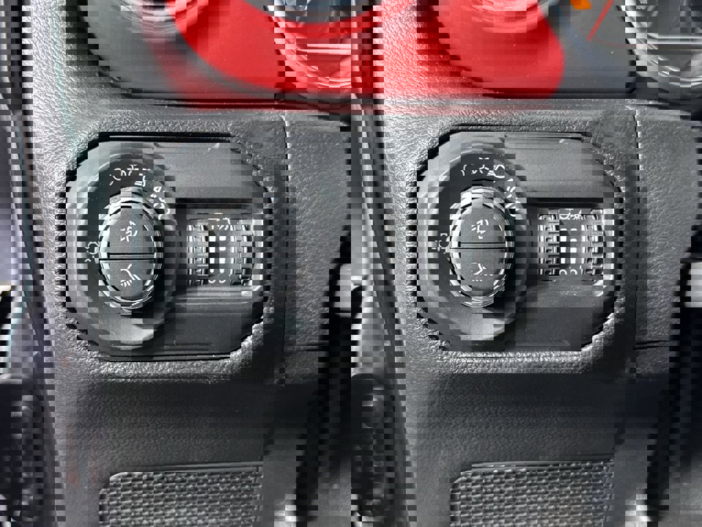 Used 2021 Jeep Gladiator Rubicon image 25