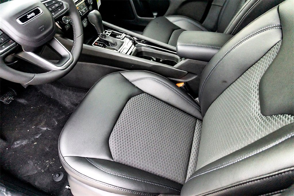 New 2026 Jeep Compass Latitude w/ Quick Order Package 29K image 10