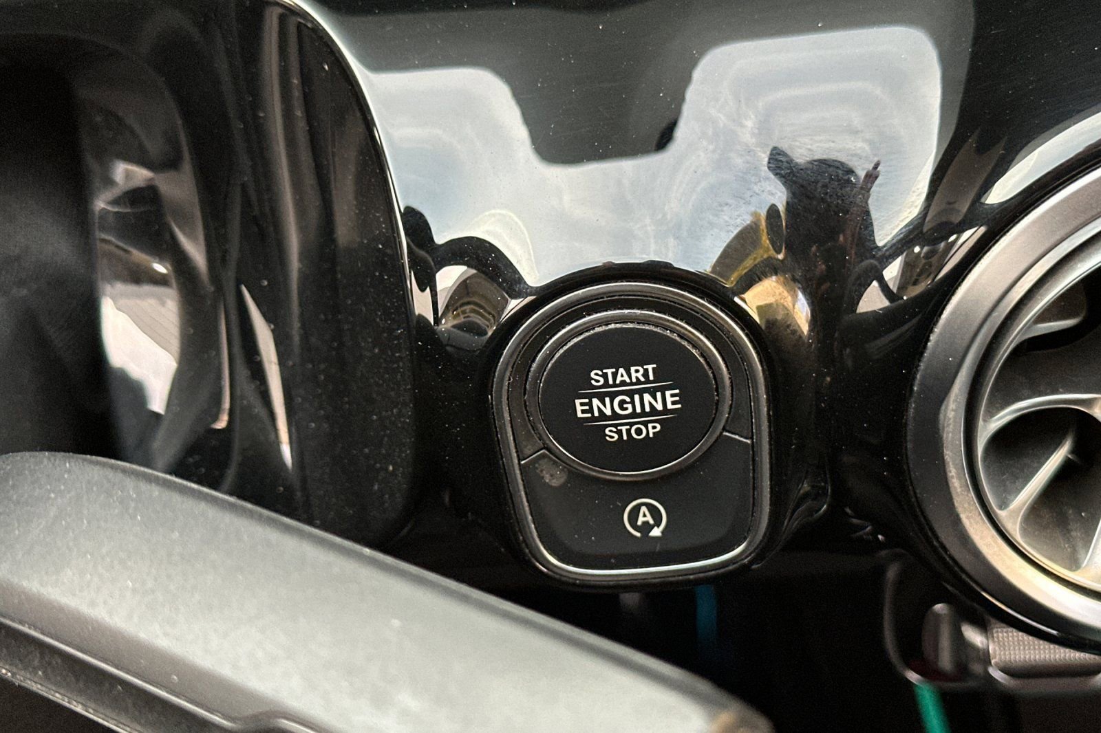 Used 2021 Mercedes-Benz GLA 250 4MATIC image 21