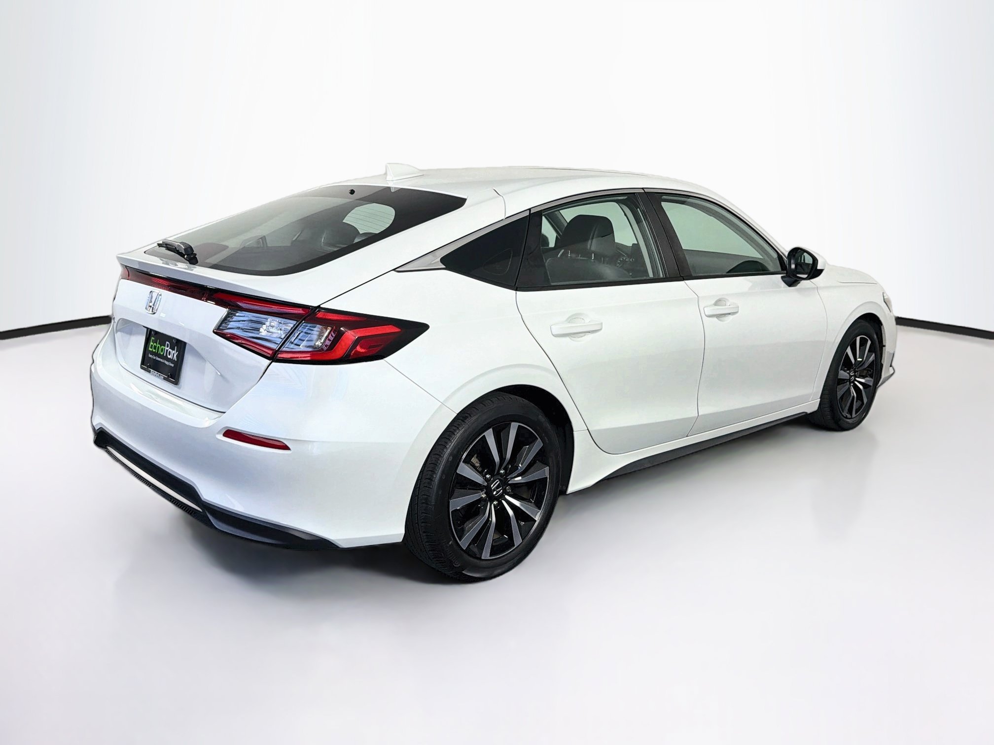 Used 2024 Honda Civic EX-L image 9