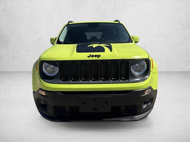 Used 2017 Jeep Renegade Altitude FWD video 2