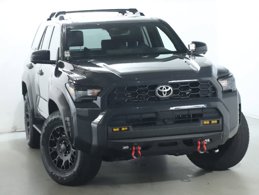 Used 2025 Toyota 4Runner TRD Off-Road Premium AWD/4WD image 2