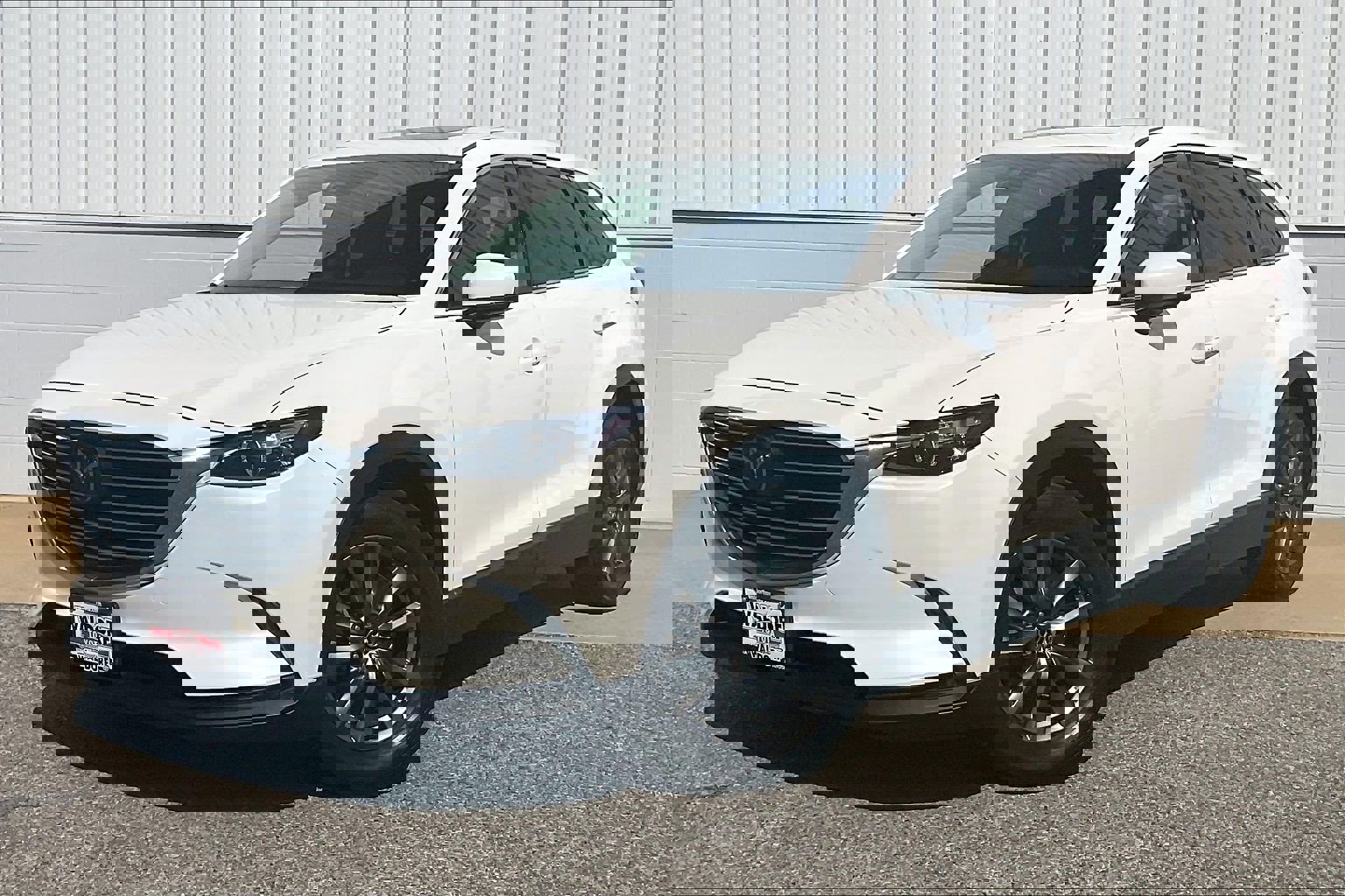 Used 2023 MAZDA CX-9 Touring image 2