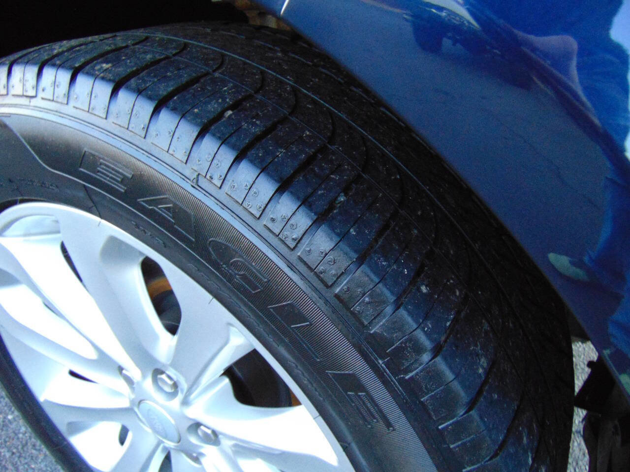 Used 2017 Land Rover Range Rover HSE image 51