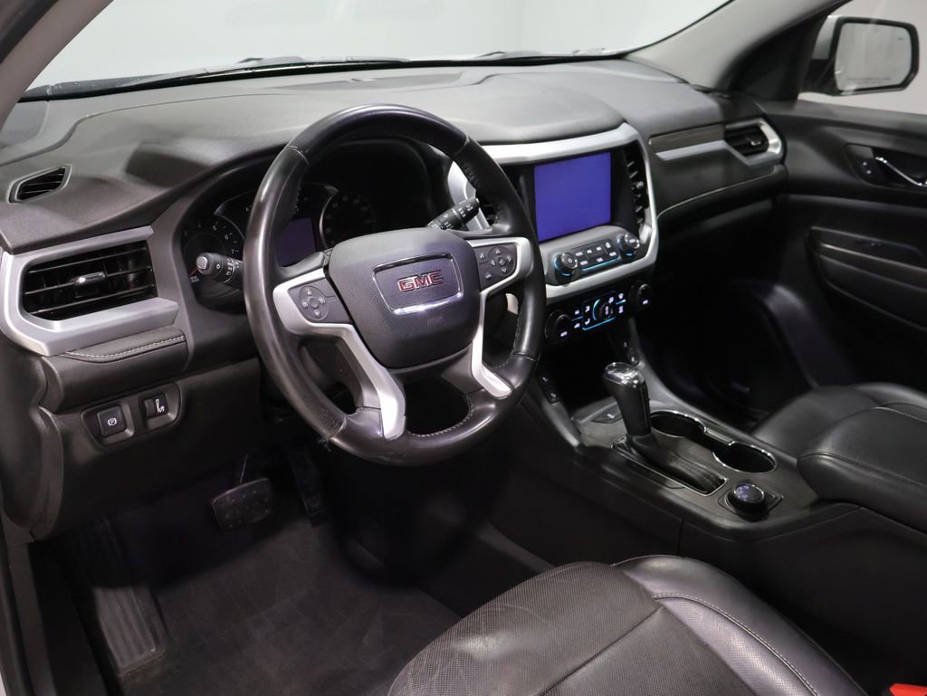 Used 2019 GMC Acadia SLT image 16