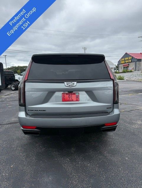 Used 2023 Cadillac Escalade Sport Platinum w/ LPO, ONYX Package image 4