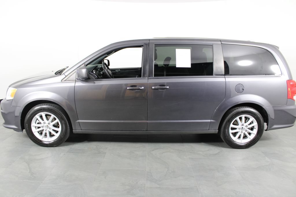 Used 2020 Dodge Grand Caravan SE FWD image 11