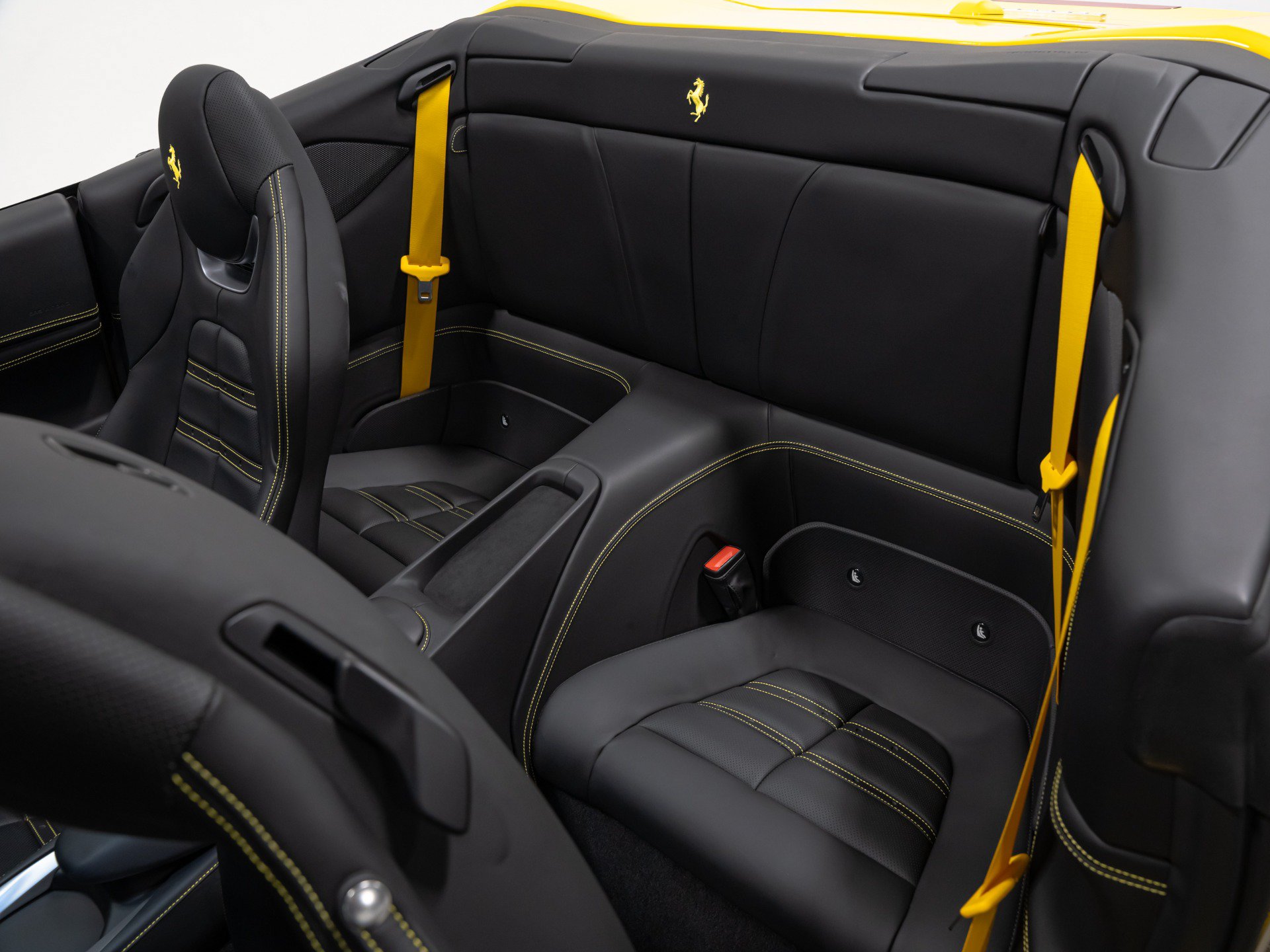 Used 2023 Ferrari Portofino M RWD image 66