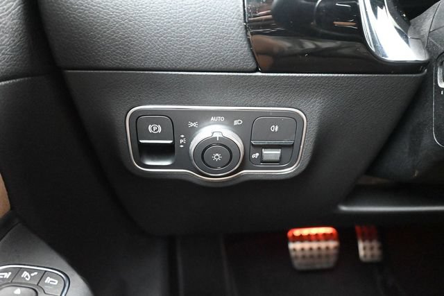 Used 2025 Mercedes-Benz GLA 35 AMG 4MATIC image 12