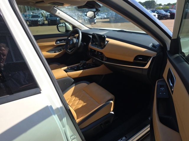Used 2021 Nissan Rogue Platinum FWD image 19