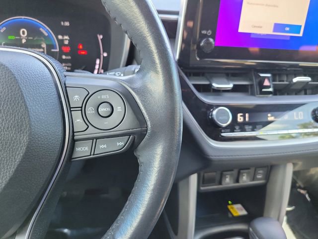 Used 2023 Toyota Corolla Cross XSE w/ Convenience Package image 16