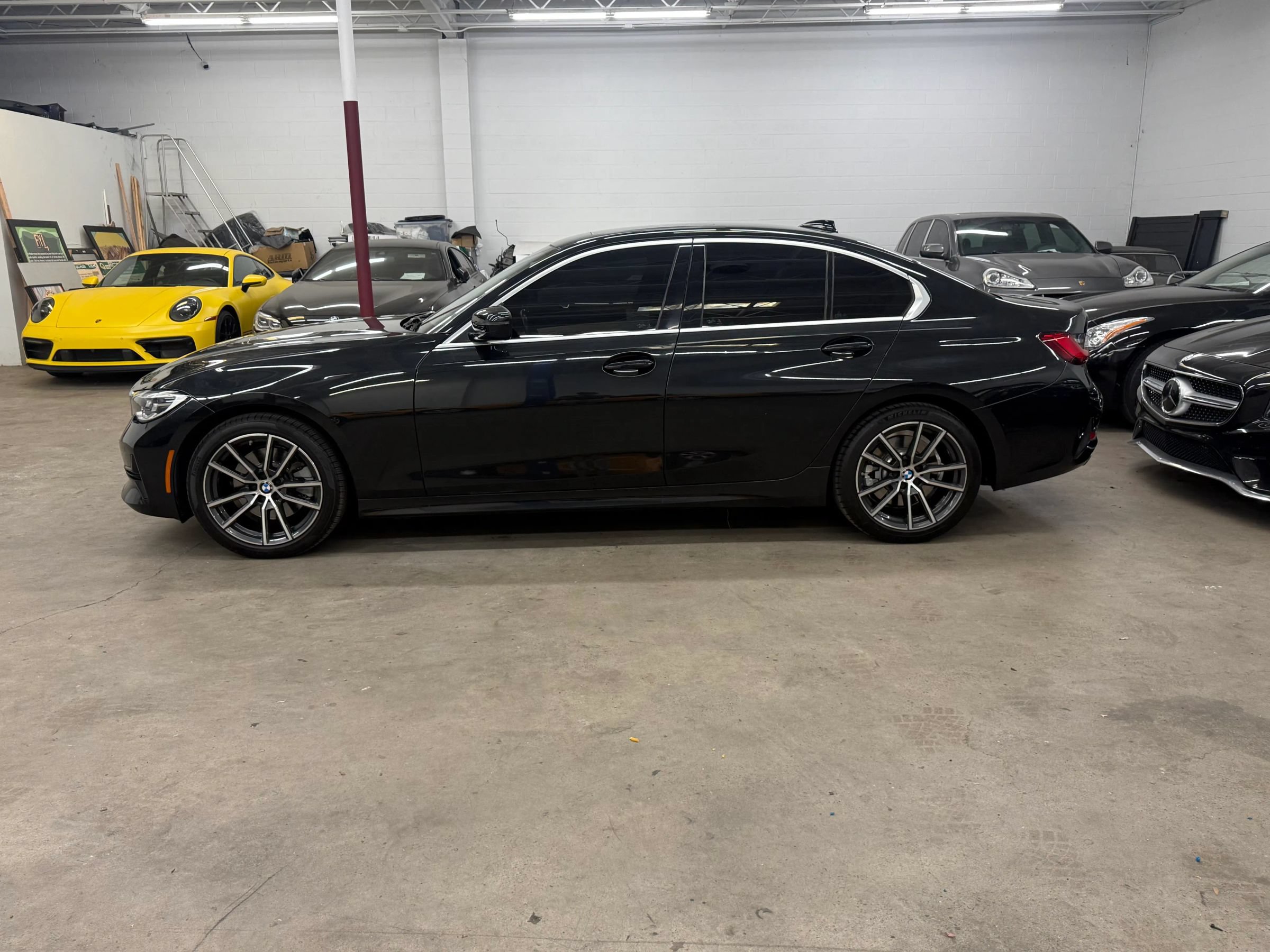 Used 2020 BMW 330i Sedan w/ Convenience Package RWD image 2