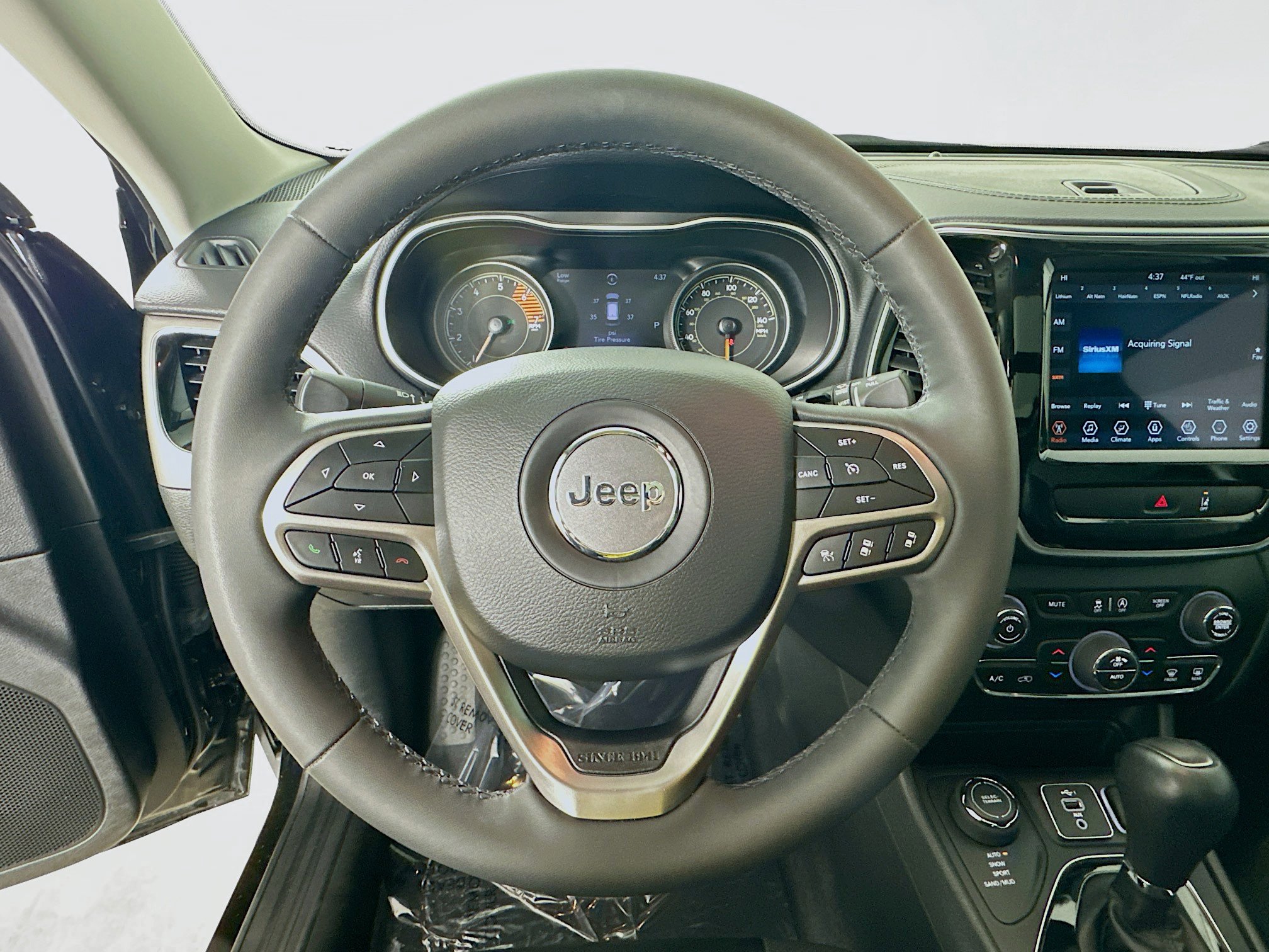 Certified 2022 Jeep Cherokee Limited image 11