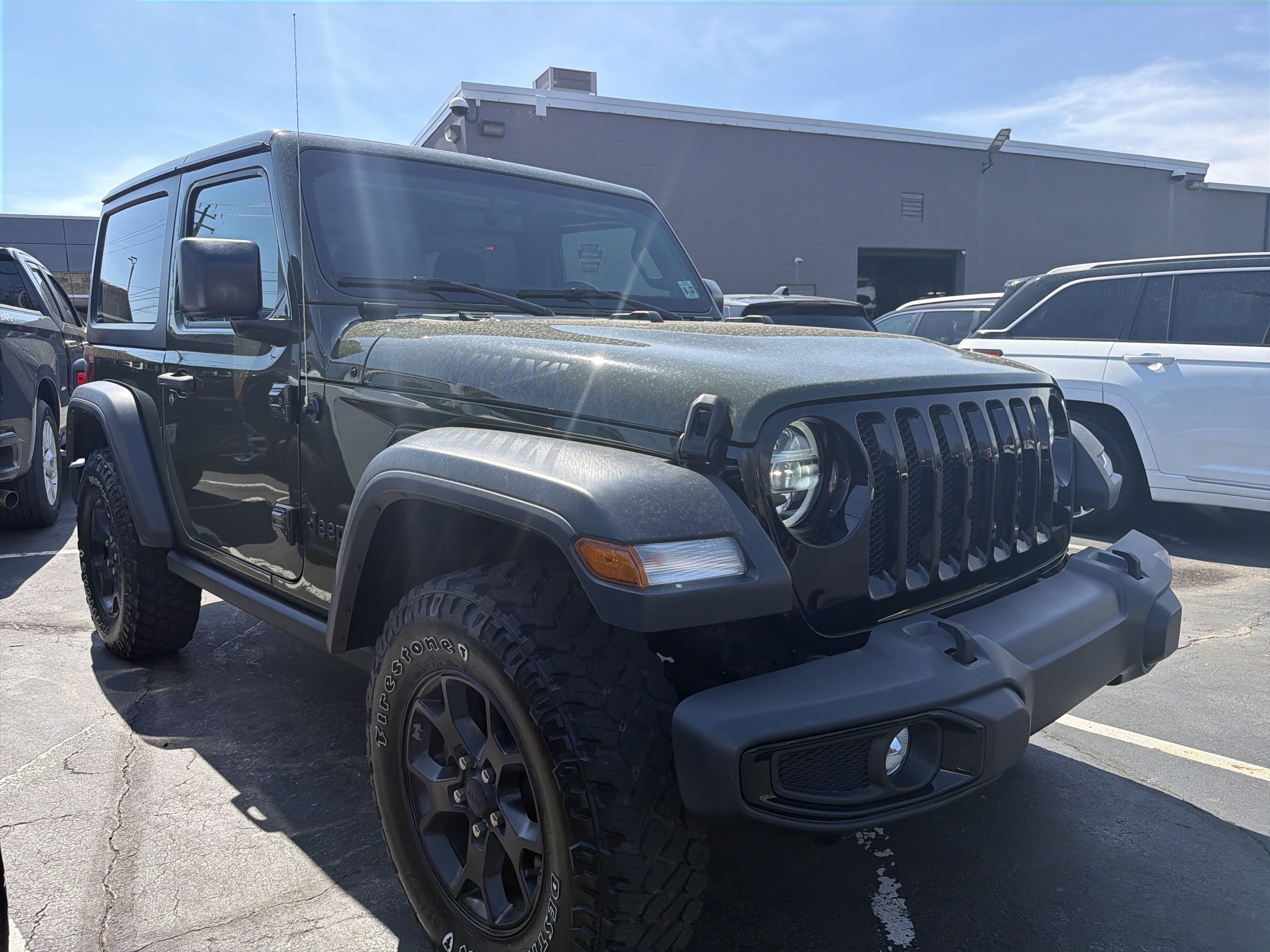Used 2022 Jeep Wrangler Willys AWD/4WD image 1