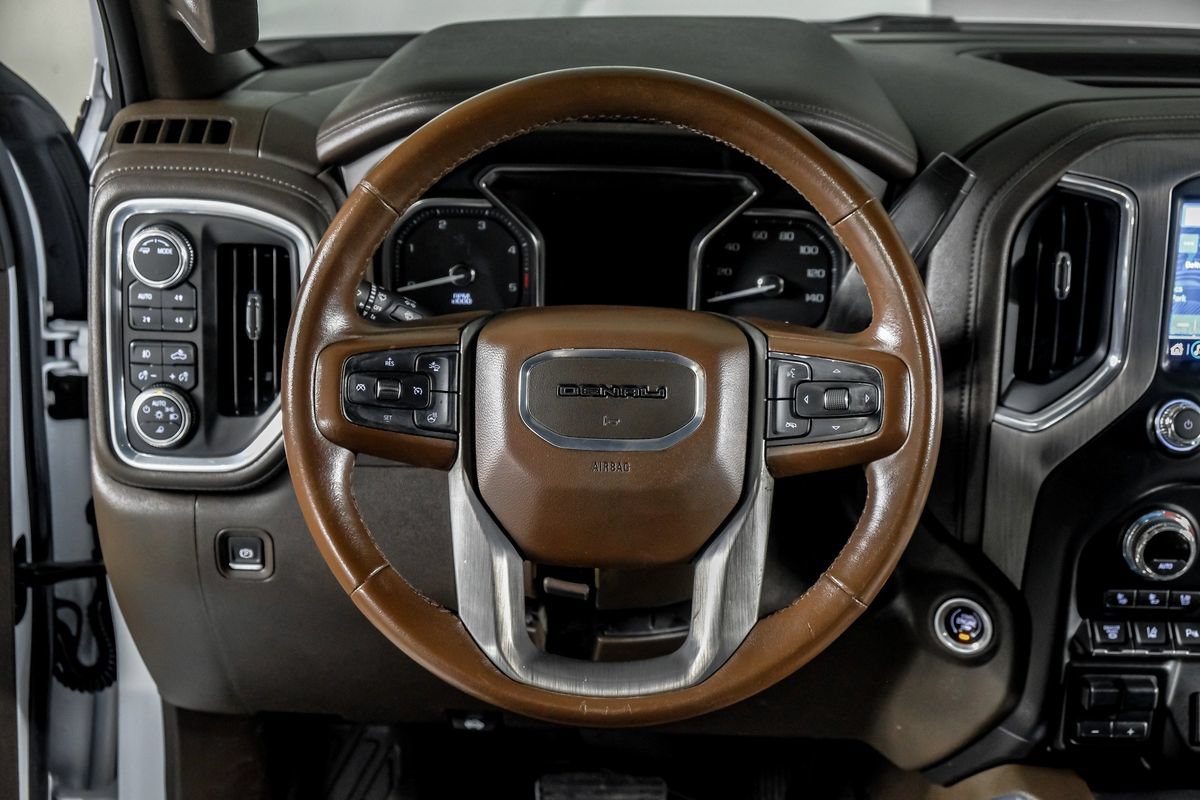 Used 2021 GMC Sierra 3500 Denali w/ Denali Ultimate Package AWD/4WD image 16