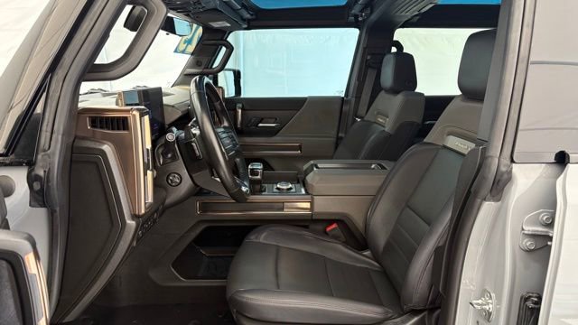 Used 2025 GMC Hummer EV 2X image 14