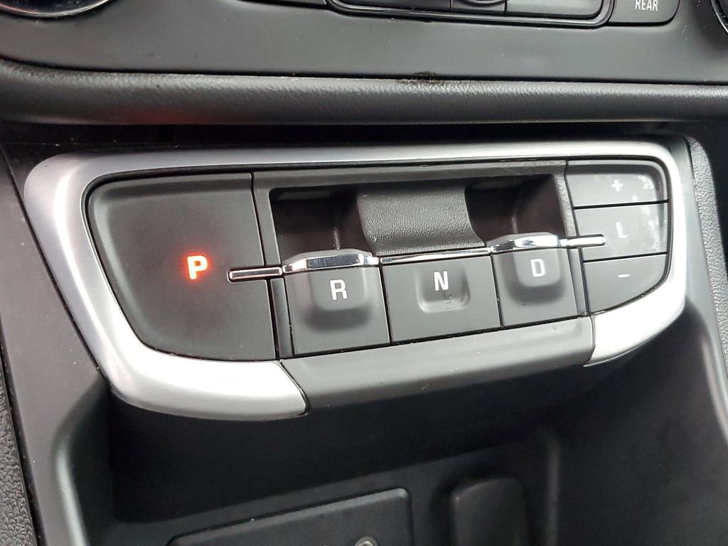 Used 2022 GMC Terrain SLE w/ Driver Convenience Package image 24