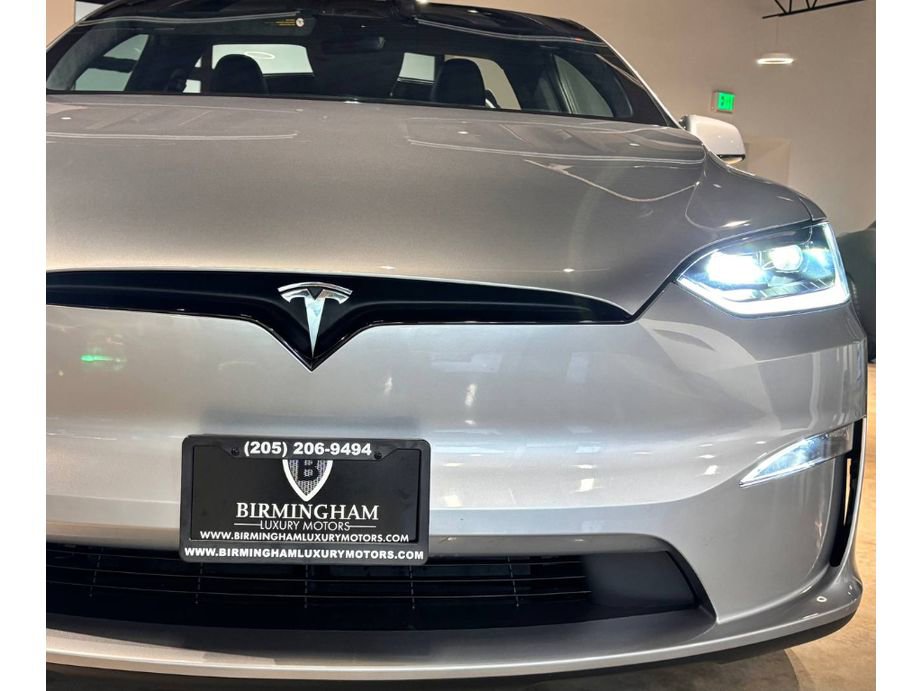 Used 2025 Tesla Model X image 5