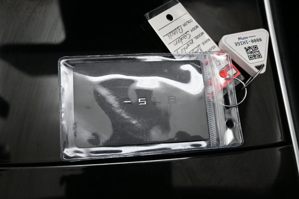 Used 2018 Tesla Model 3 Mid Range RWD image 27