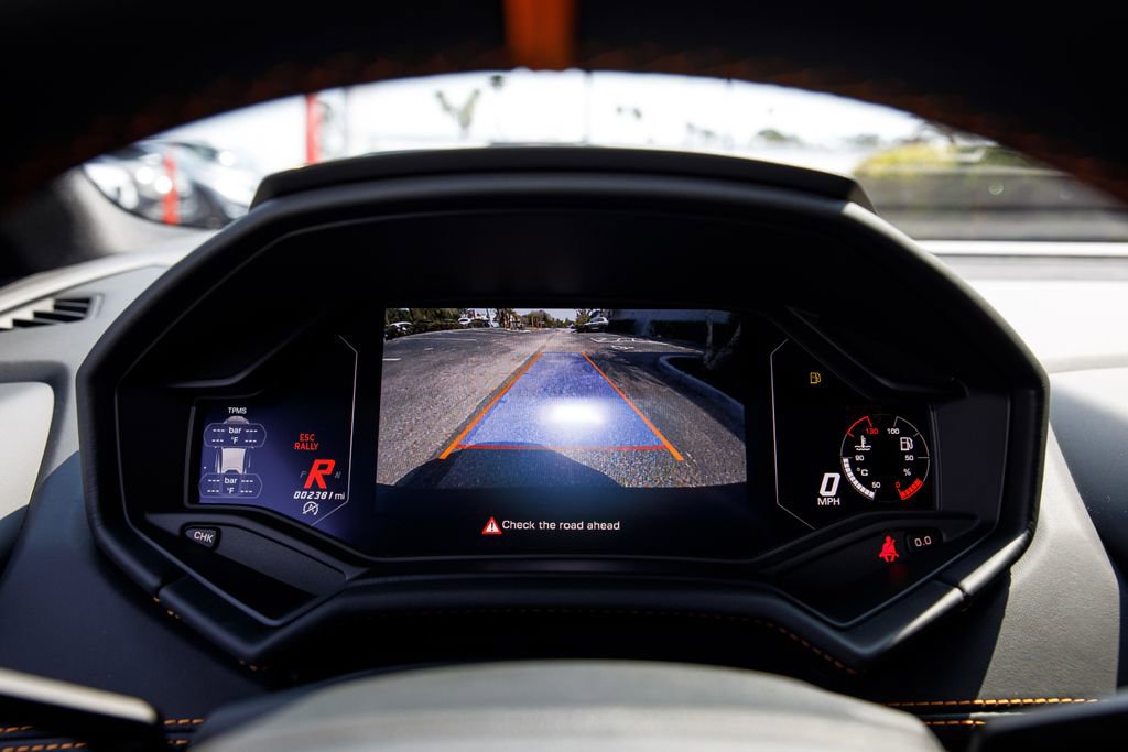 Used 2023 Lamborghini Huracan Sterrato image 51