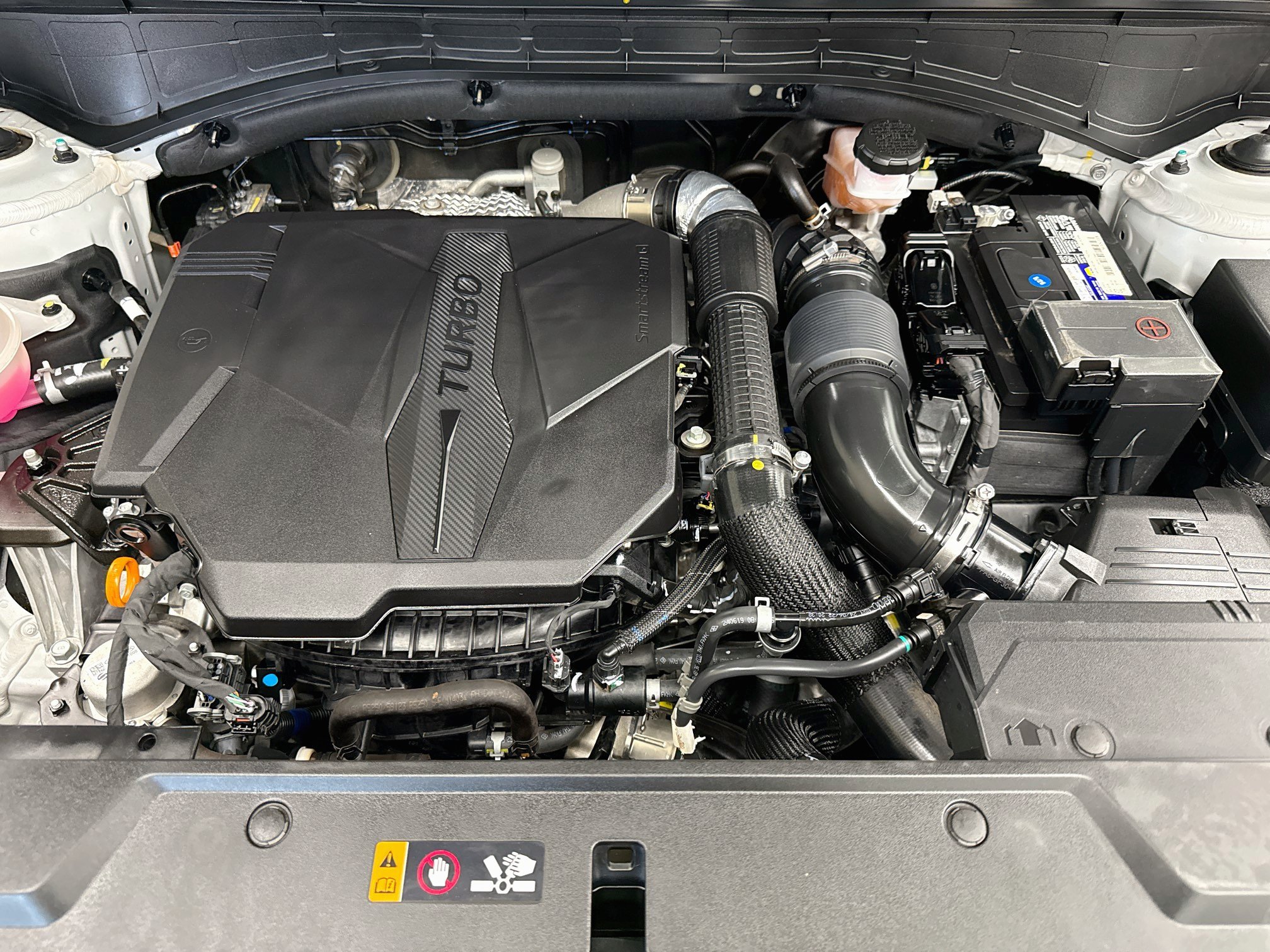 Used 2025 Hyundai Santa Fe SEL FWD image 33