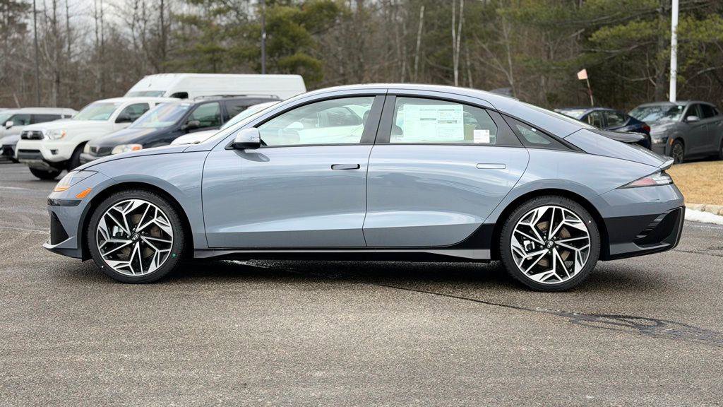 New 2025 Hyundai Ioniq 6 SEL image 3